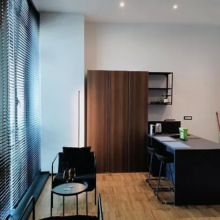 Apartment Loft 3 Business Turin